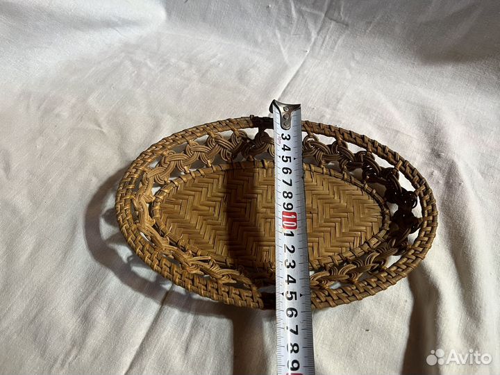 Корзина из соломы