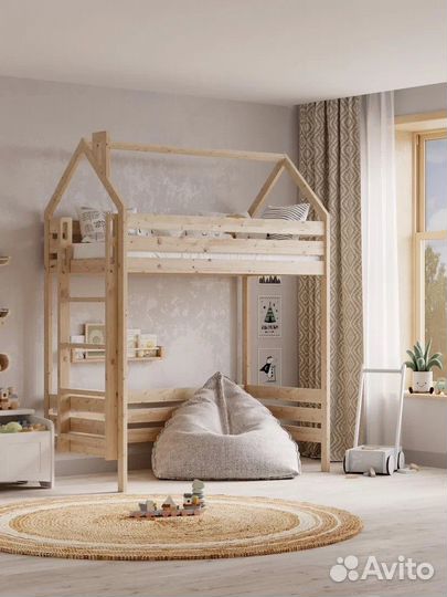 Кровать чердак домик