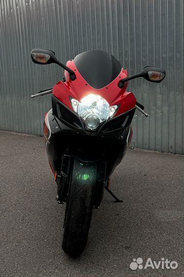 Suzuki GSX-R 750