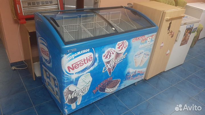 Морозильная камера-ларь400 литров