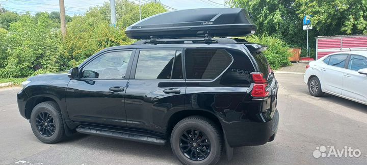 Большой автобокс на автомобиль