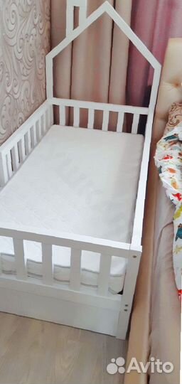 Детская кровать с ящиками от 3 лет