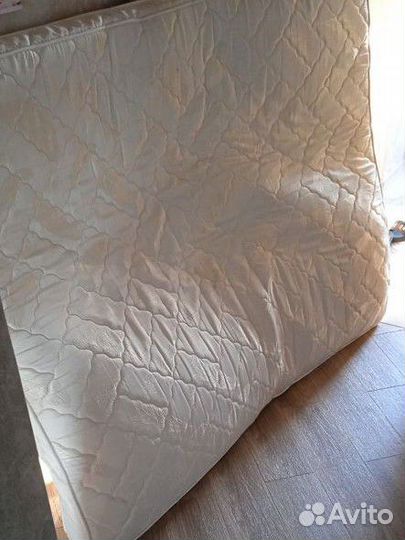 Матрас 160х200 бу