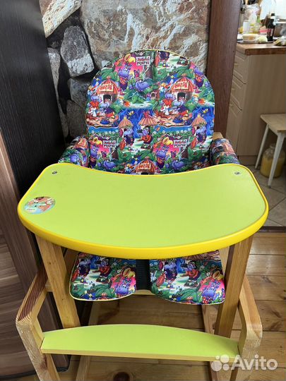 Стульчик для кормления деревянный