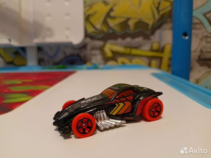 Машинки хотвилс