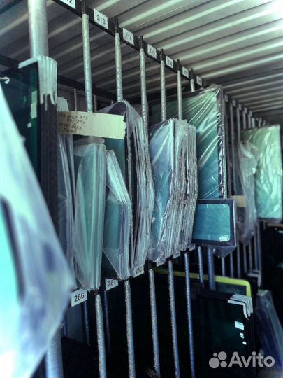 Стекло кабины Takeuchi TL 126