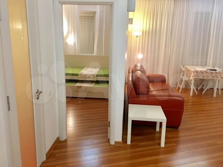 2-к. квартира, 72 м², 8/8 эт.