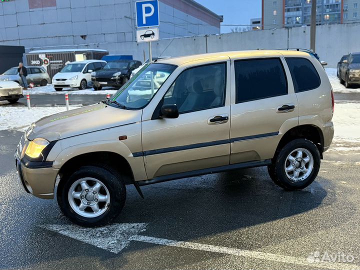 Chevrolet Niva 1.7 МТ, 2004, 70 581 км