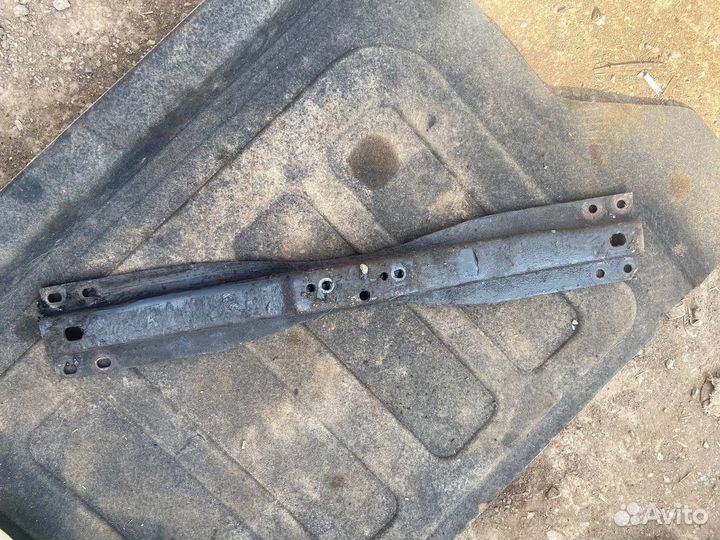 Траверса,подвесное кпп Газель,Соболь