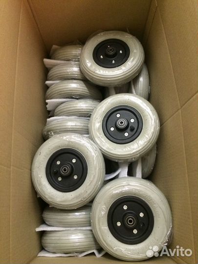 Колёса для инвалидных колясок передние пневматичес