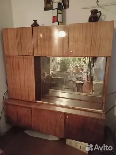 Шкаф сервант для посуды