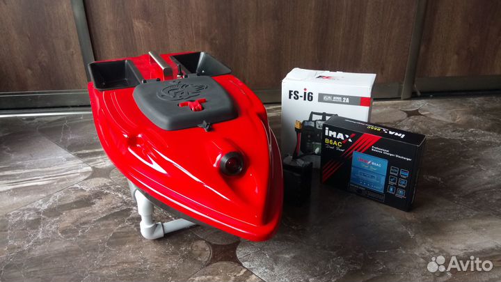 Кораблик для рыбалки с GPS скоростной