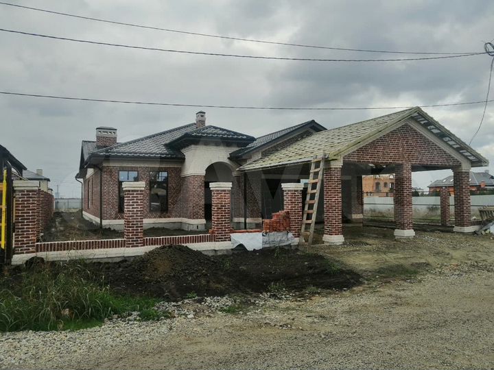 Дом 140 м² на участке 8 сот.