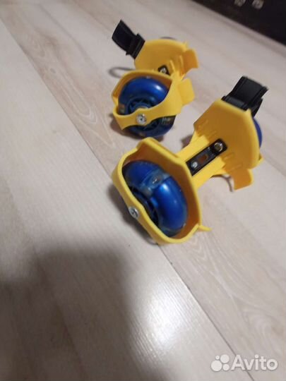 Ролики на обувь. Новые