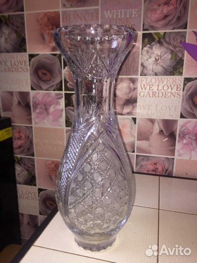 Хрустальная ваза