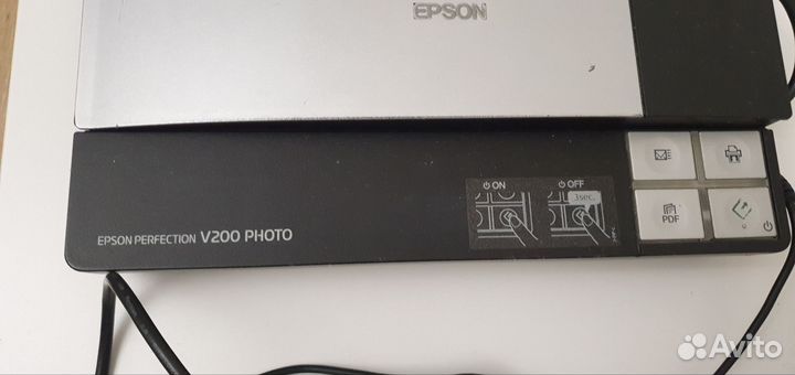 Сканер Epson perfection v200