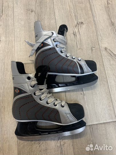 Коньки хоккейные