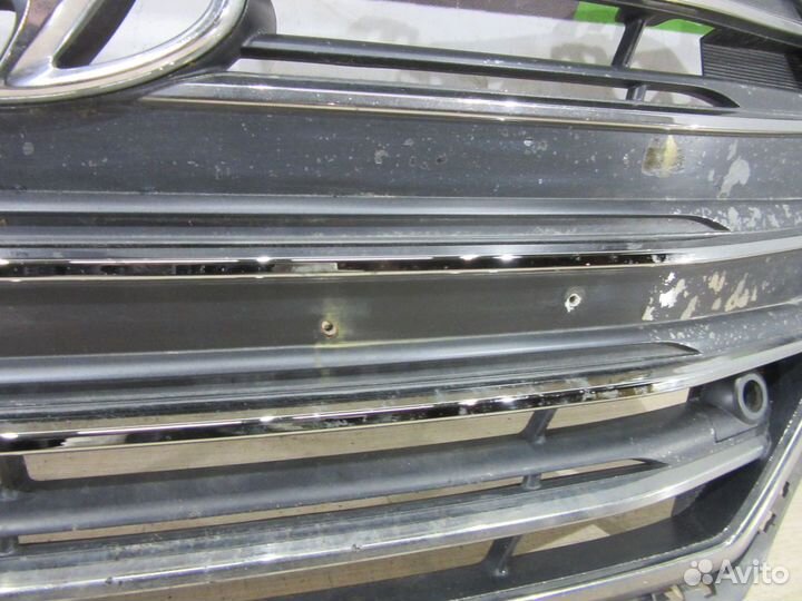 Решетка радиатора Hyundai Elantra с 2016