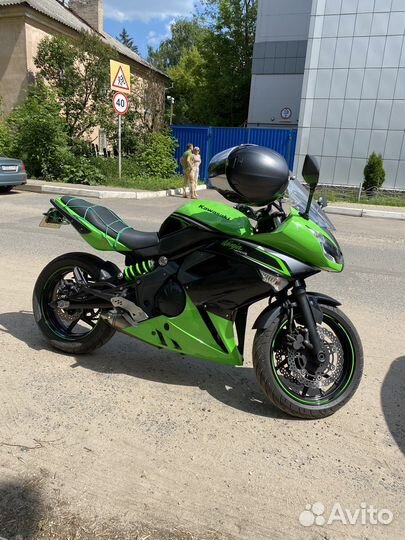 Kawasaki Ninja 400R
