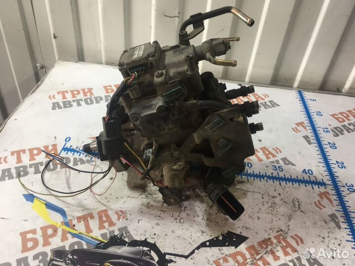 Мицубиси Паджеро Топливный насос высокого давления