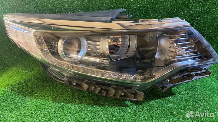 Фара правая Kia Optima 4