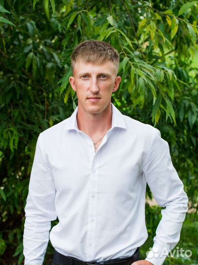 Свой человек