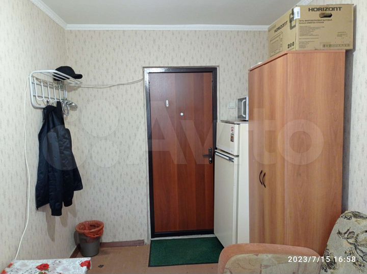 Комната 9 м² в 8-к., 3/5 эт.