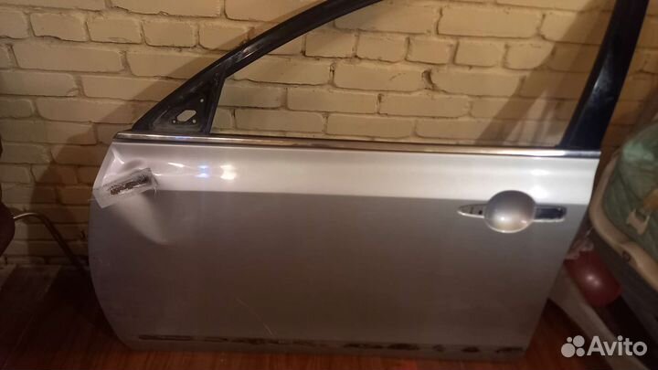 Водительский дверь Nissan Teana g32