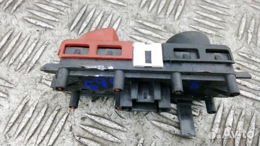 Кнопка аварийки renault scenic 2 (69C18I501)