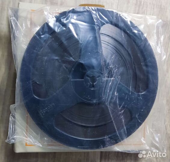 Магнитная лента катушка бобина