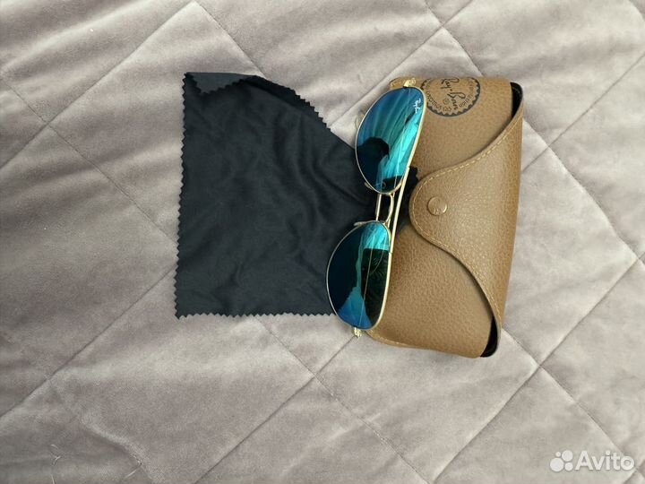 Солнцезащитные очки ray ban