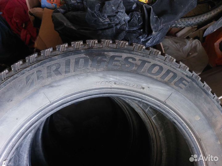 Bridgestone B-RV AQ 225/60 R17