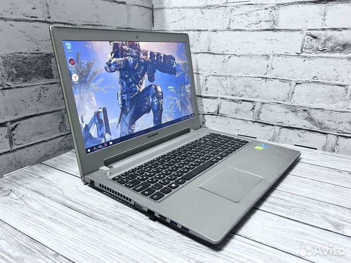 Игровой ноутбук Lenovo 2 видеокарты Core i5/SSD