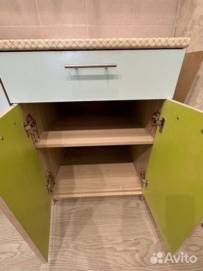 Кухонный гарнитур бу 120 см