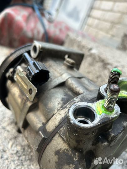 Компрессор кондиционера skyline v35