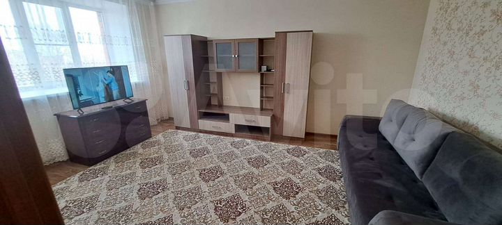 1-к. квартира, 42 м², 3/9 эт.