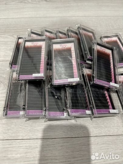 Ресницы для наращивания много новые