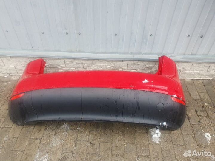 Бампер задний Volkswagen Golf plus 2.0 BLX