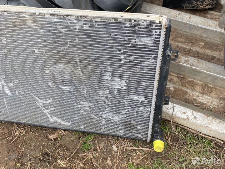 Радиатор охлпждения Volkswagen Audi