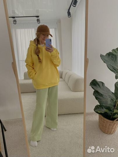 Костюм спортивный