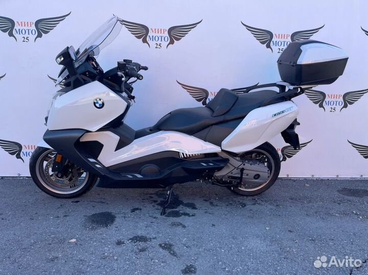 Продаю максискутер BMW C650GT