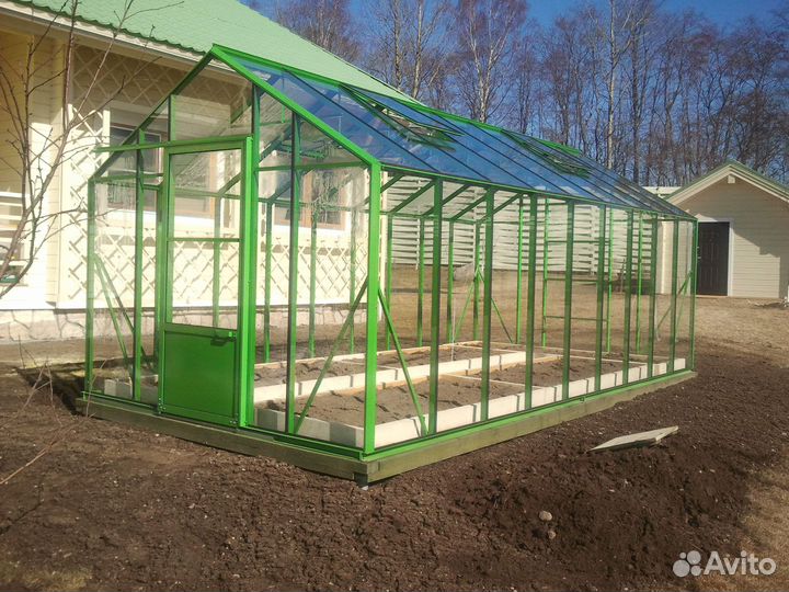 Теплица очень красивая