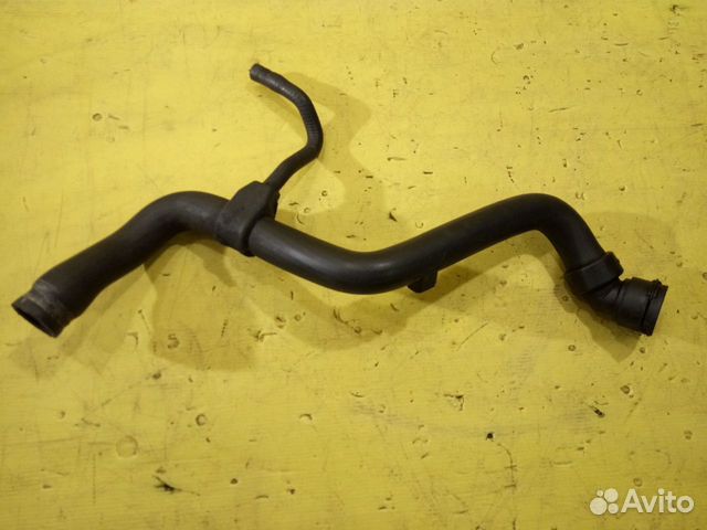 8. Патрубок системы охлаждения ауди а4. Патрубок верхний ауди а4 б6. Патрубок верхний ауди а4 б6. Патрубки на ауди а4 б5.