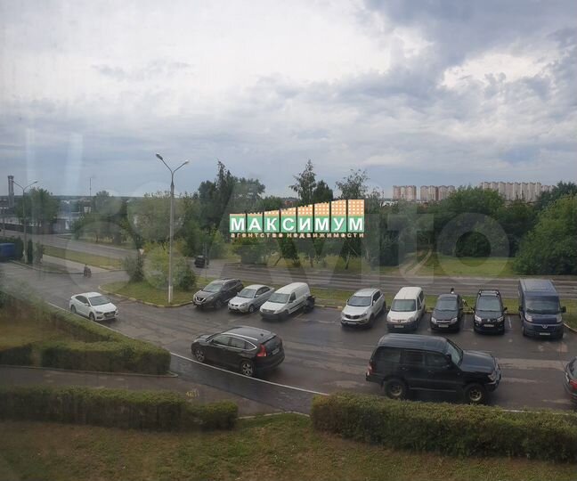 2-к. квартира, 68 м², 2/12 эт.