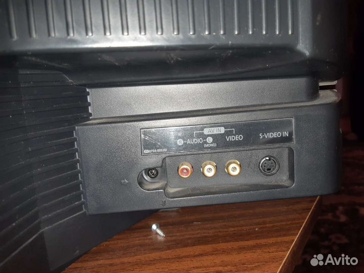 Телевизор Samsung 32''