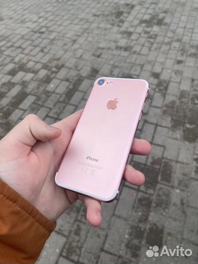 iPhone 7, 32 ГБ