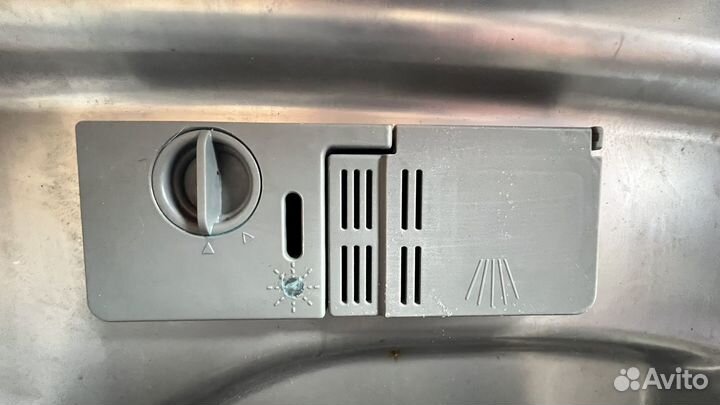 Посудомоечная машина Midea