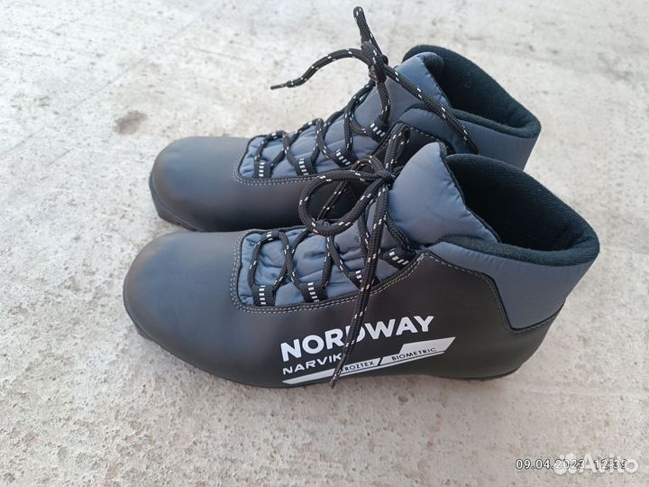 Лыжные ботинки 39 и 41 Nordway