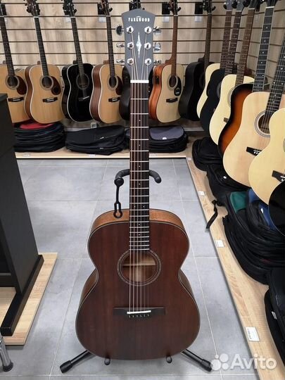 Акустическая гитара Parkwood S22M-NS