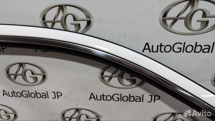 Дверь передняя правая Jeep Grand Cherokee